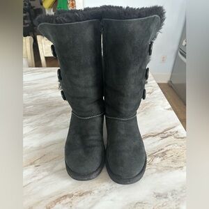 UGG Bailey Black Shearling Boots